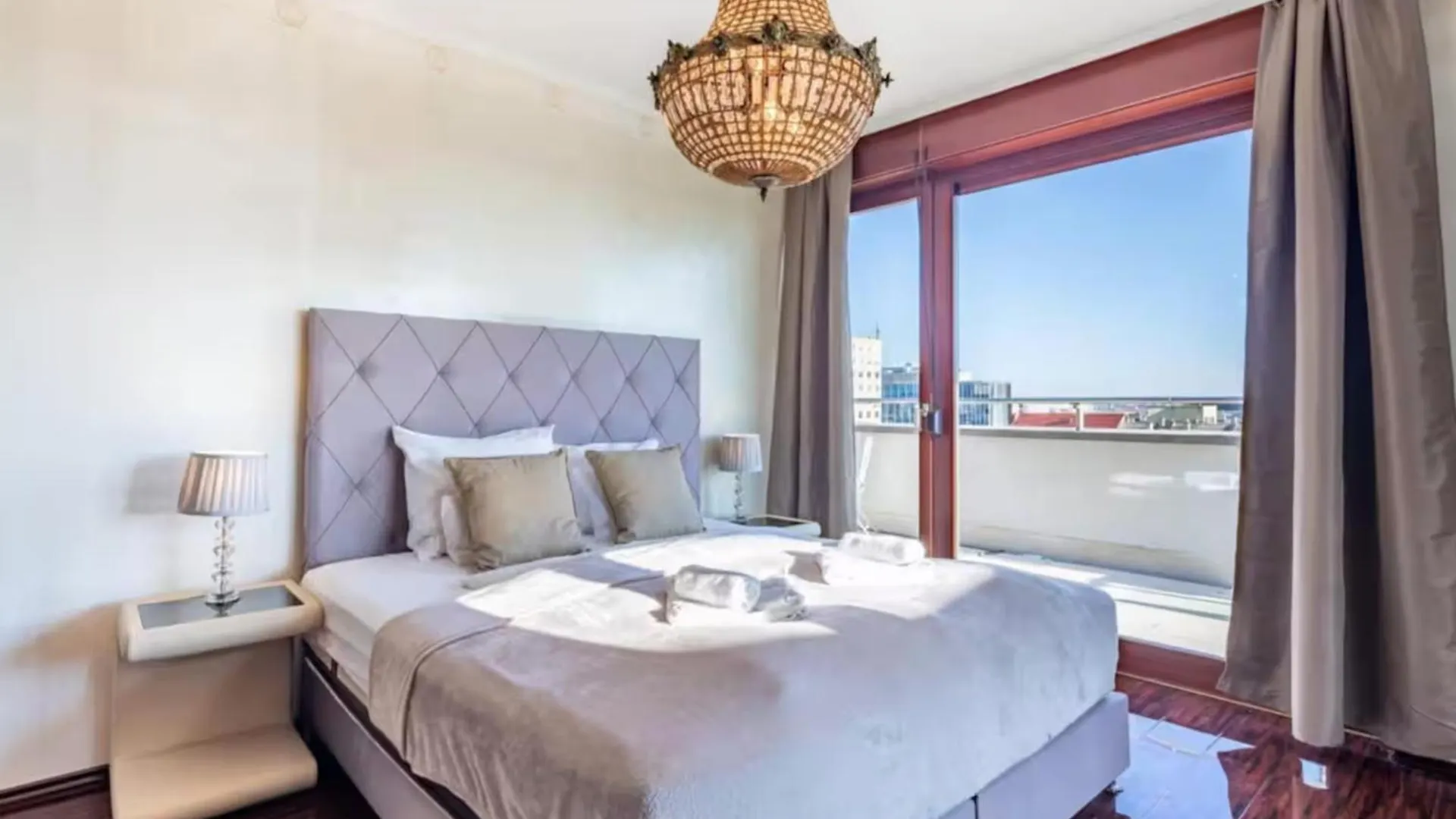 Skyvibe Penthouse Bpcentral Budapest Lägenhet