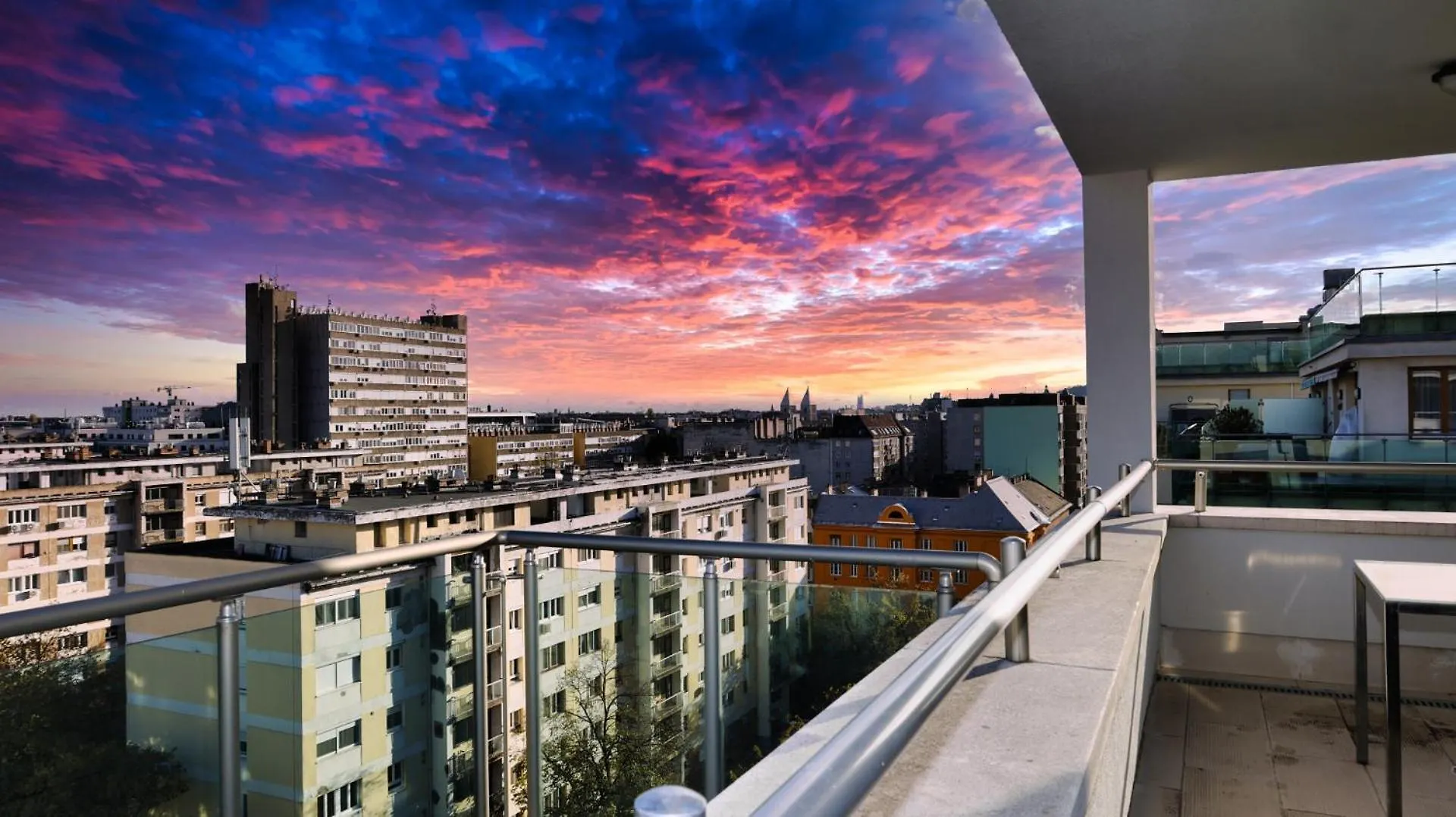 Lägenhet Skyvibe Penthouse Bpcentral Budapest