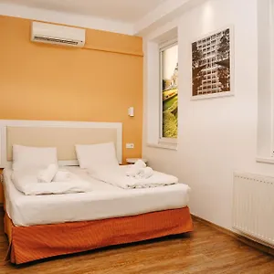 Hotel Metro, Boedapest